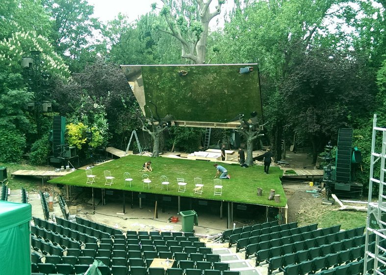You are currently viewing Open Air Theatre Set Design